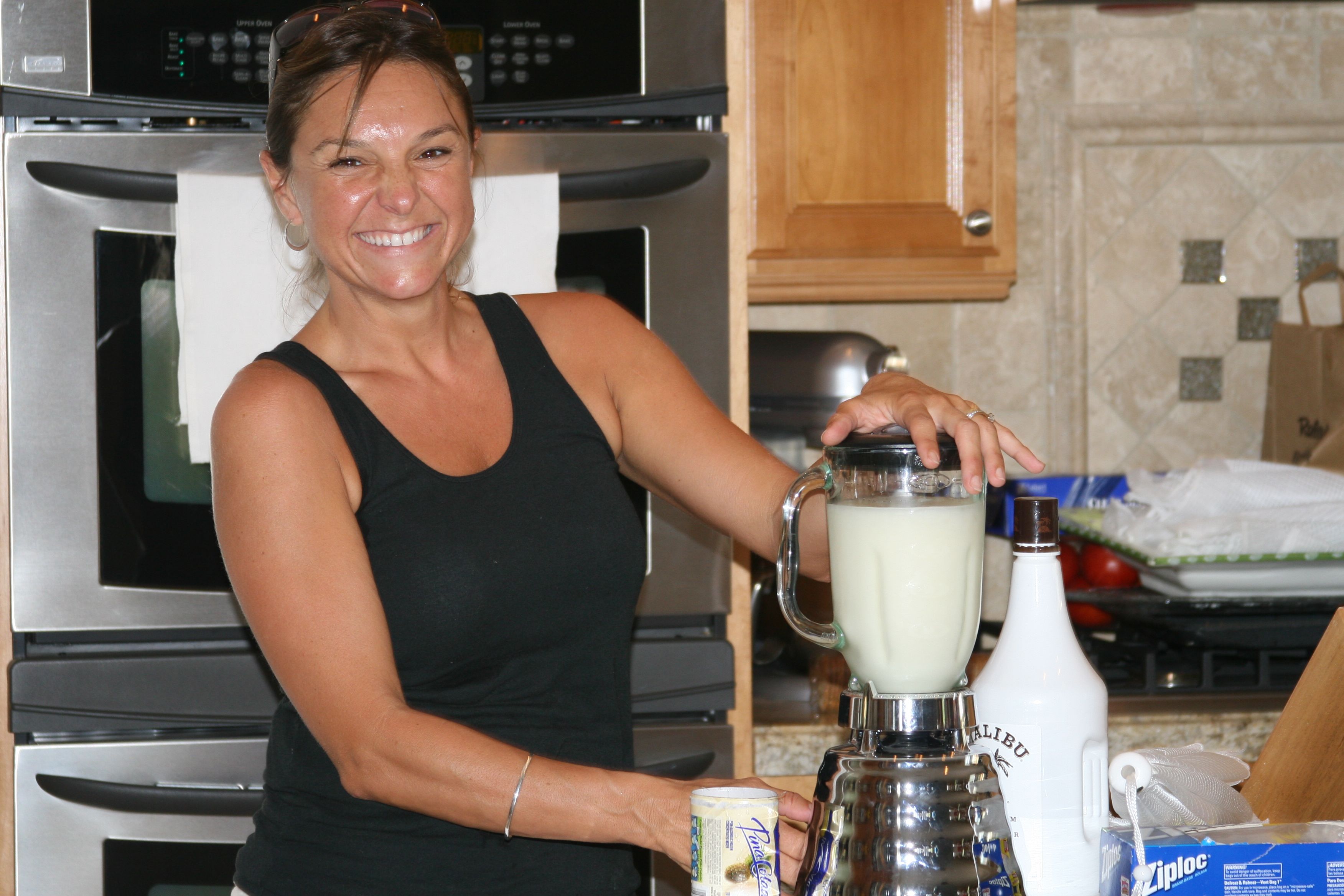 Suzi the bartender